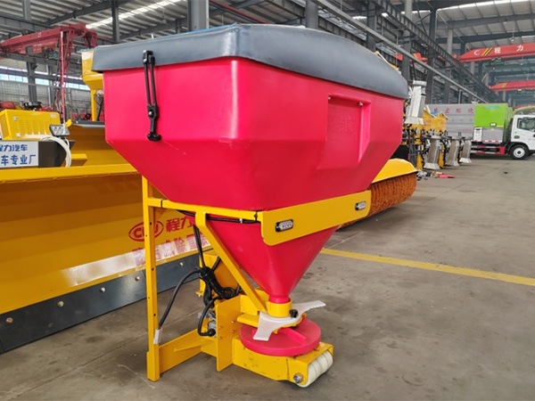 0.3立方壁掛式撒布機(jī)